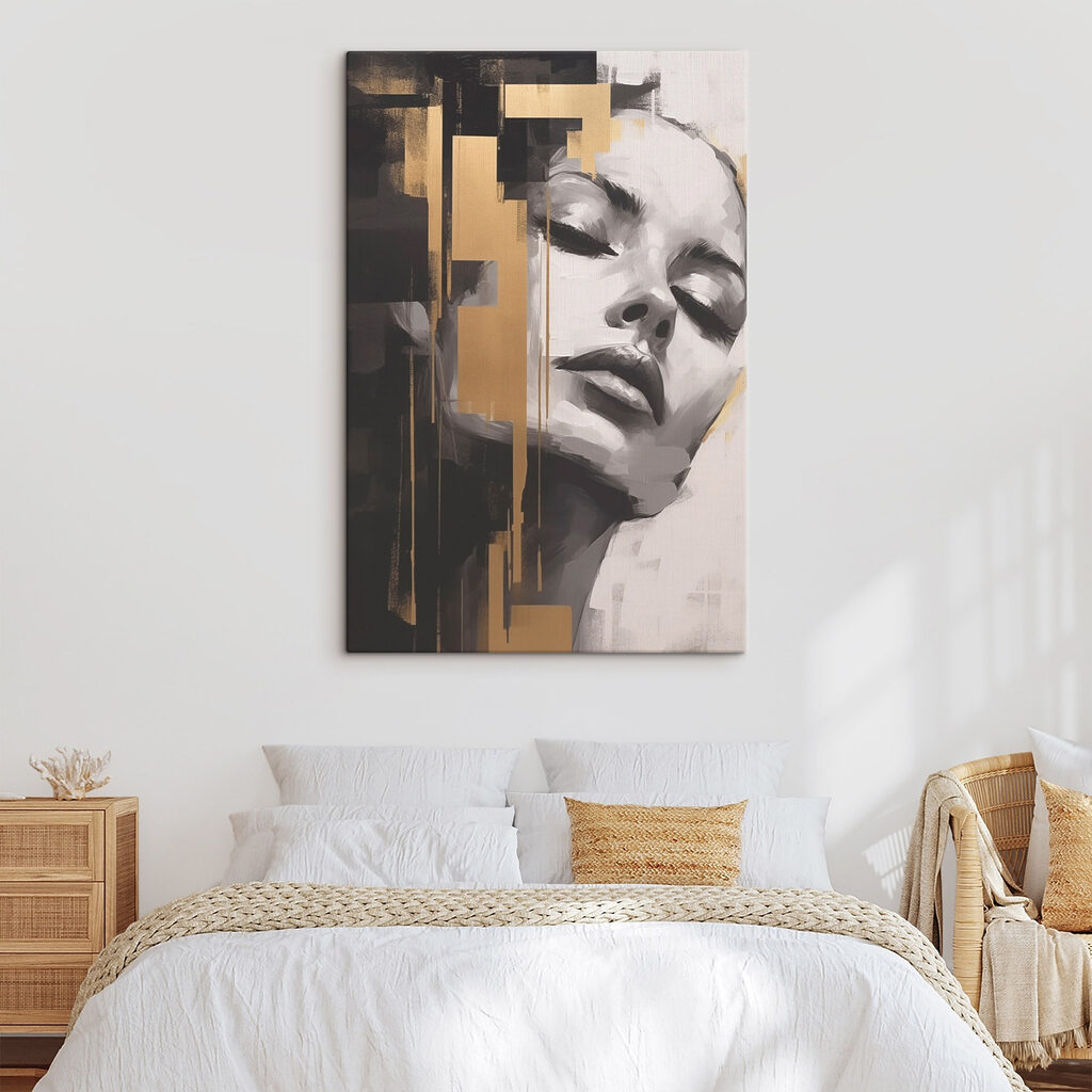 Perfil femenino entre oro — interior 1