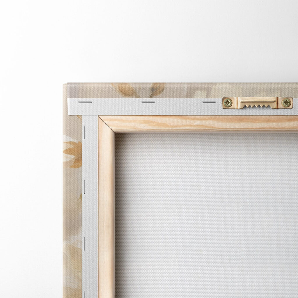 Flores crema sobre beige — parte trasera