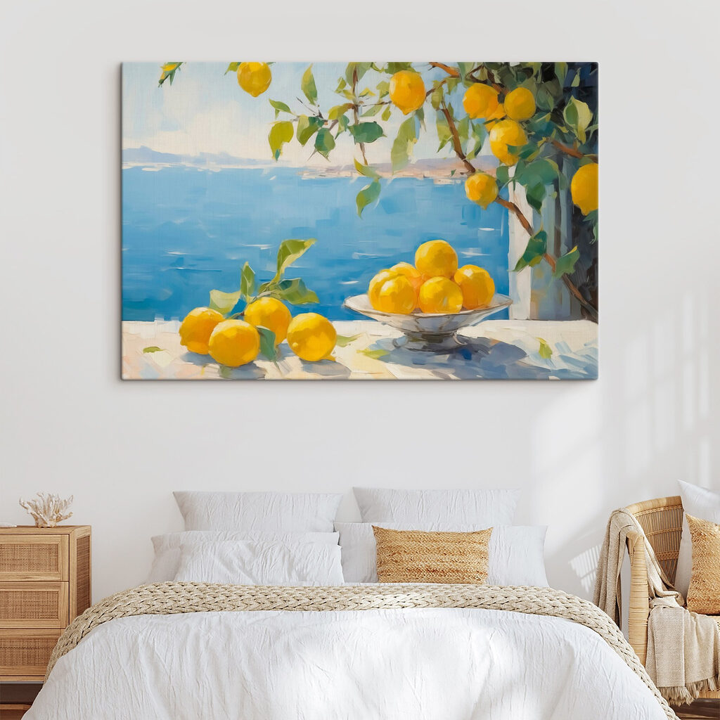 Limones junto al mar en un interior