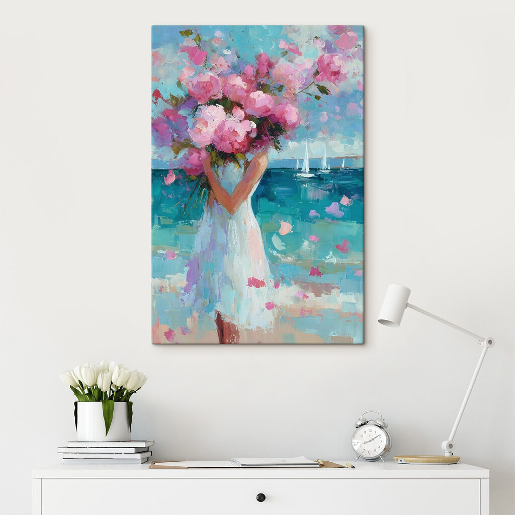 Mujer con rosas en un interior