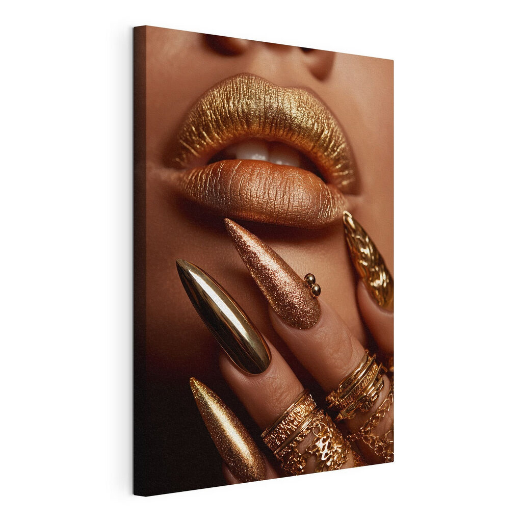 Labios y uñas dorados — vista del producto