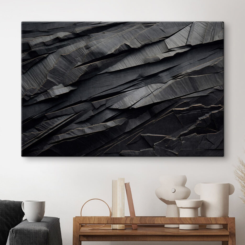 Capas oscuras en relieve en un interior
