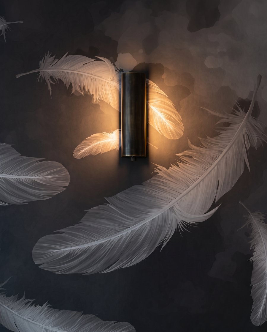 Plumas claras y oscuras — detalle