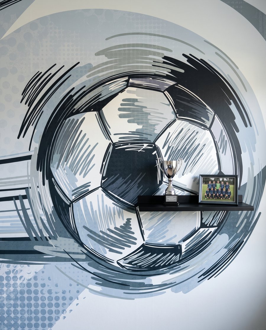 Balón entre pinceladas — interior 5