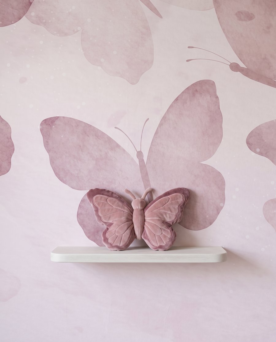 Mariposas entre nubes suaves — detalle