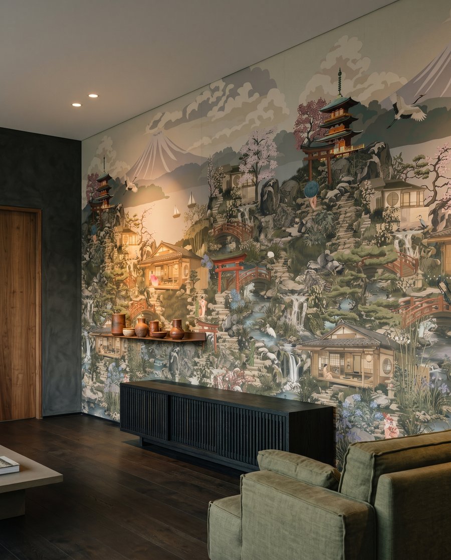 Pagodas en paisaje denso en un interior
