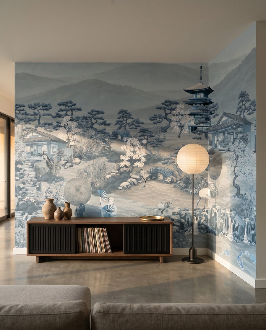 Pagoda ante una montaña — interior 1