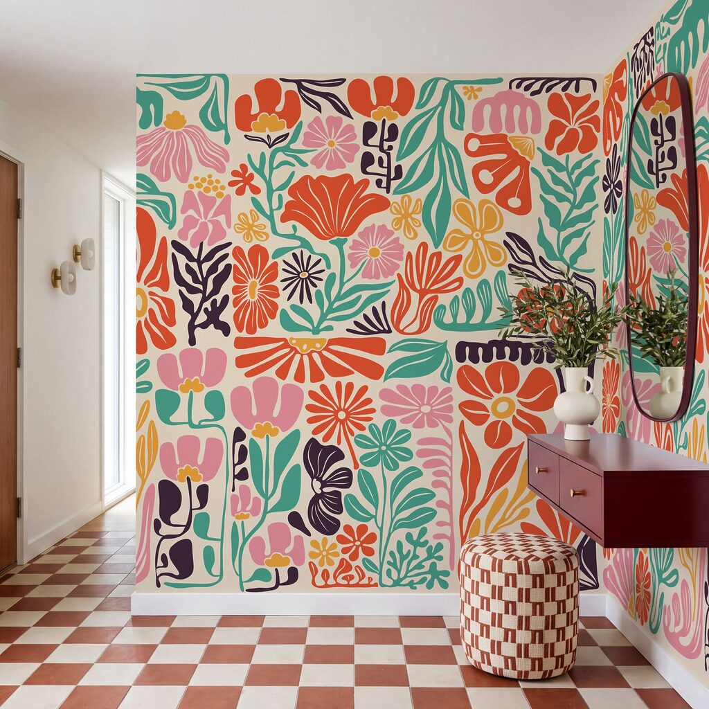 Flores tropicales recortadas en un interior