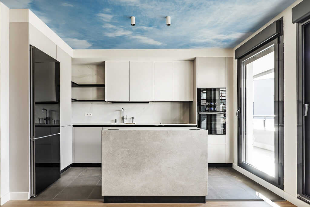Rastros blancos de nubes — interior 8