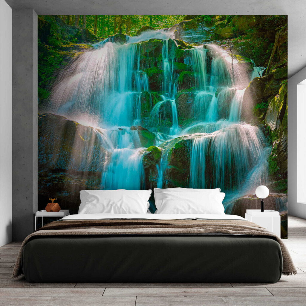 Cascadas sobre rocas musgosas — interior 4