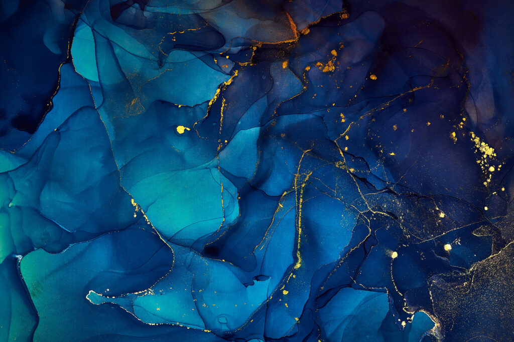 Nubes azules con oro — diseño completo