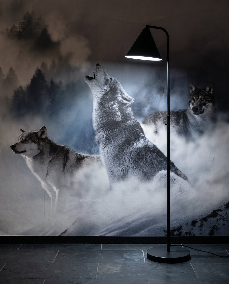 Lobos sobre la nieve — detalle