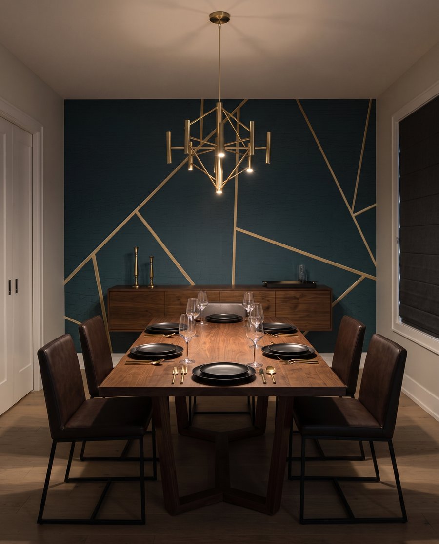 Líneas doradas sobre verde — interior 5
