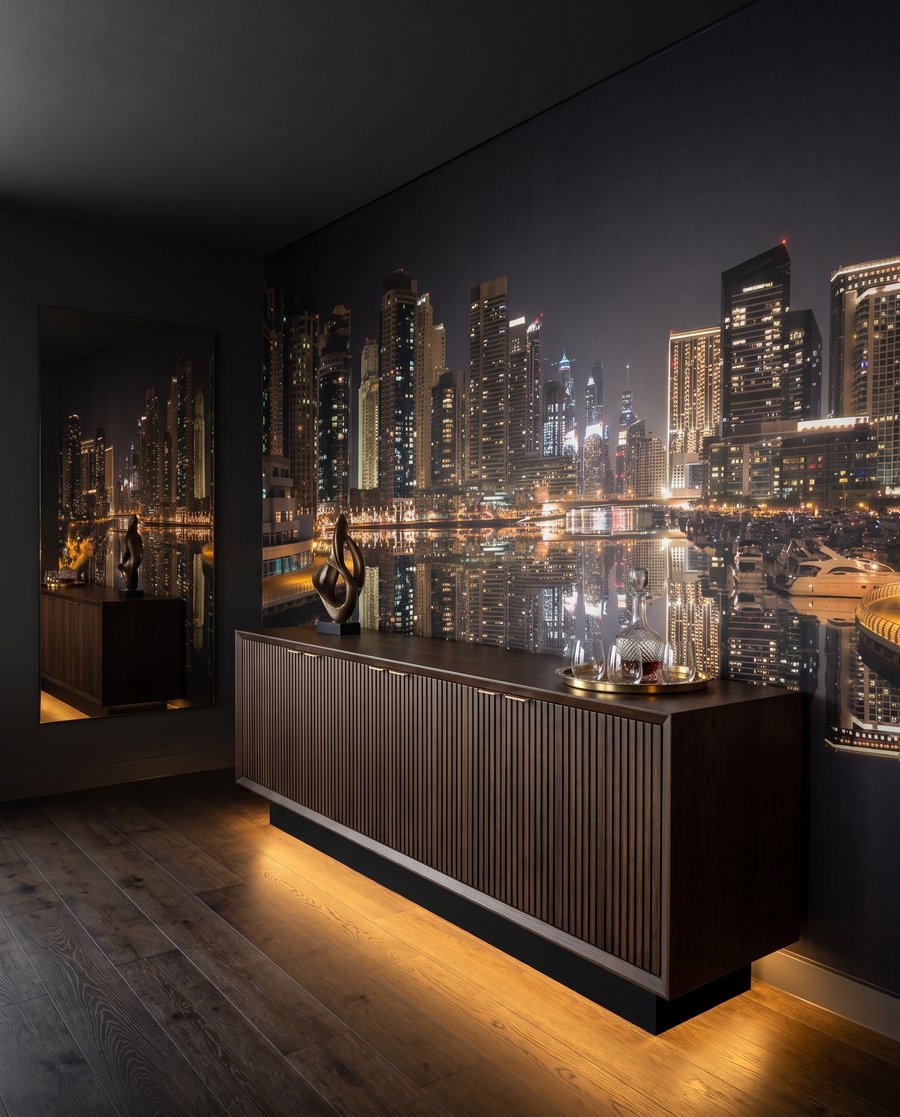 Luces junto al agua — interior 7