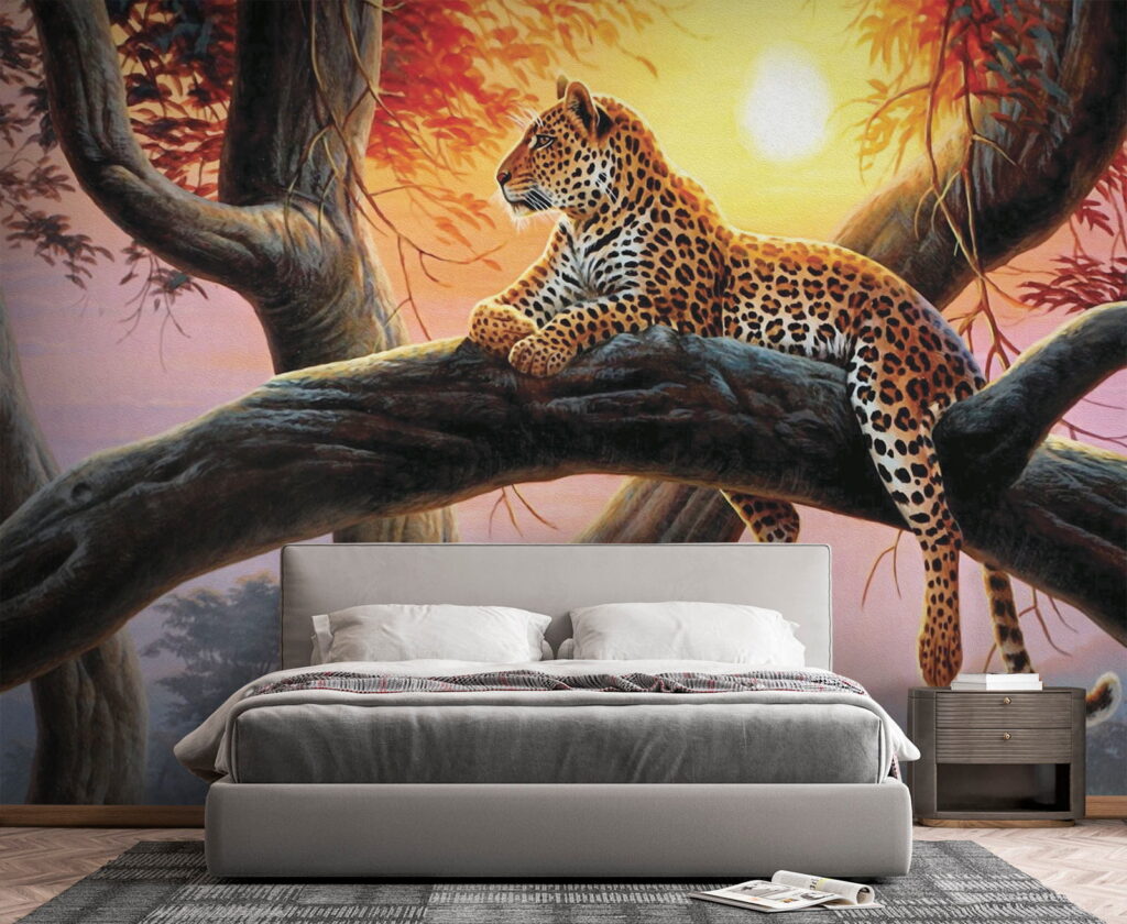 Felino manchado al atardecer — interior 4