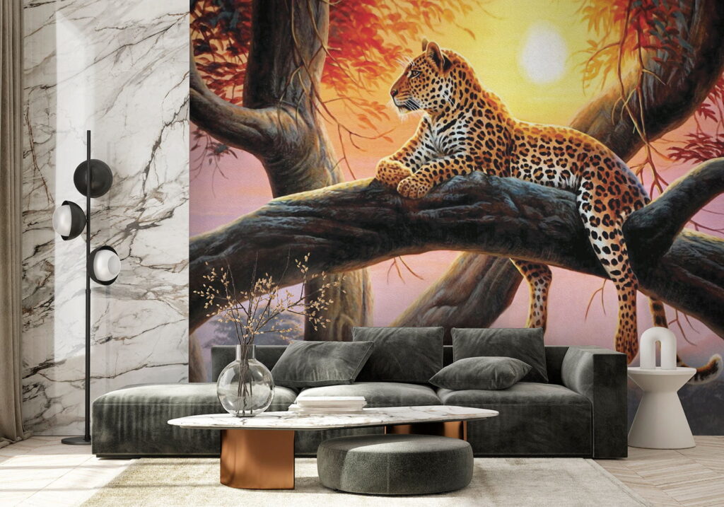 Felino manchado al atardecer — interior 7
