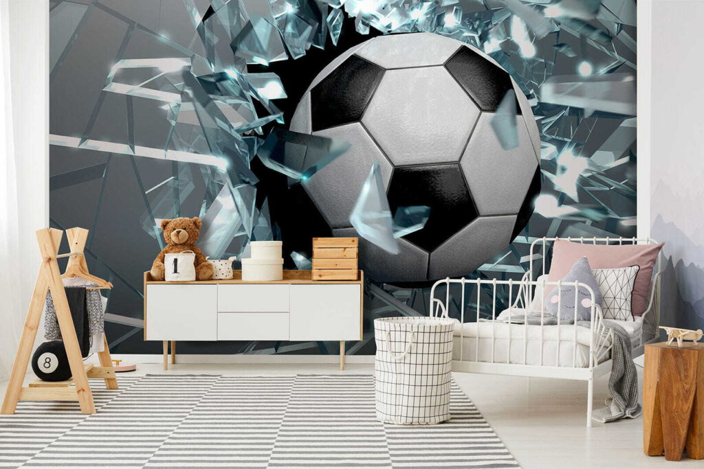 Balón entre fragmentos en un interior