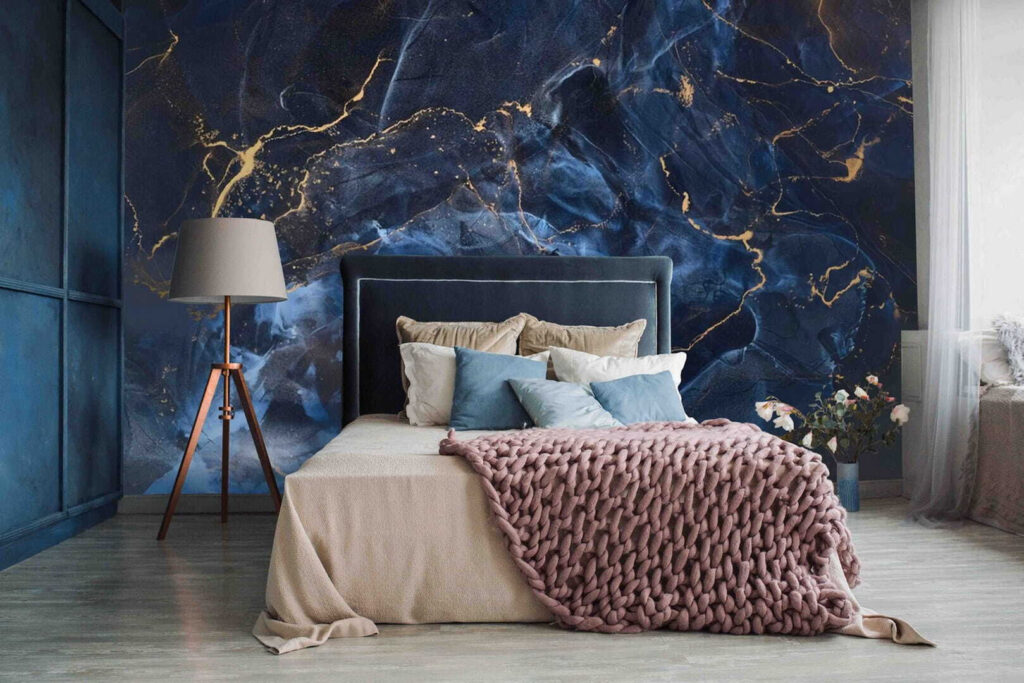 Corrientes azules con oro — interior 1