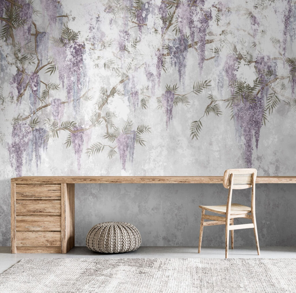 Ramas moradas sobre pintura — interior 1