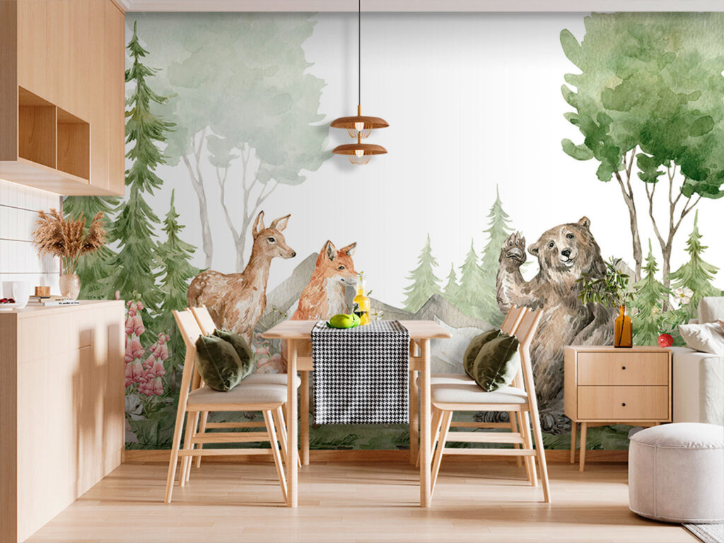 Oso saludando entre abetos — interior 2
