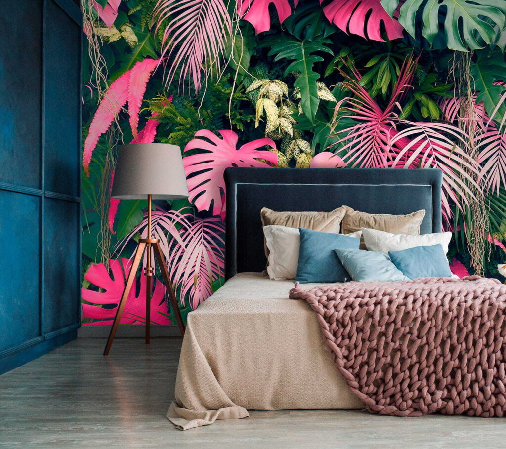 Hojas rosas en profundidad en un interior