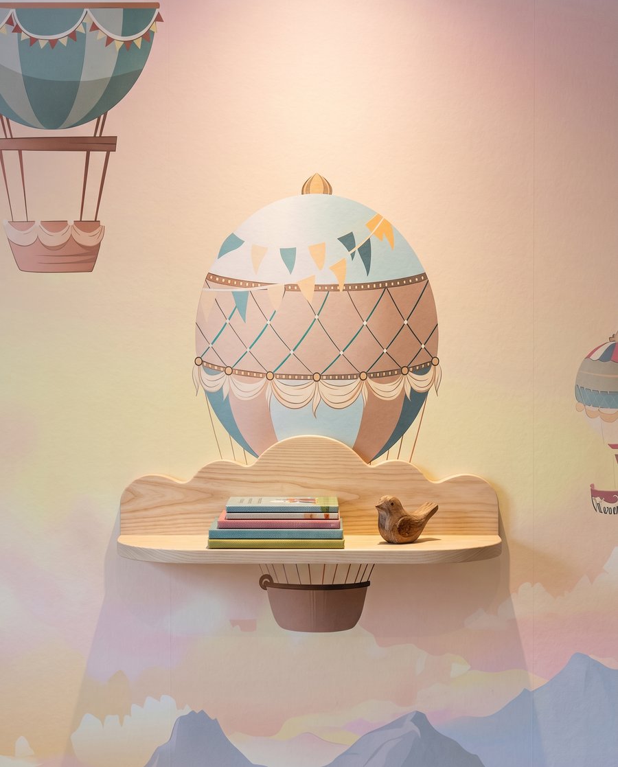 Globos sobre colinas suaves — detalle
