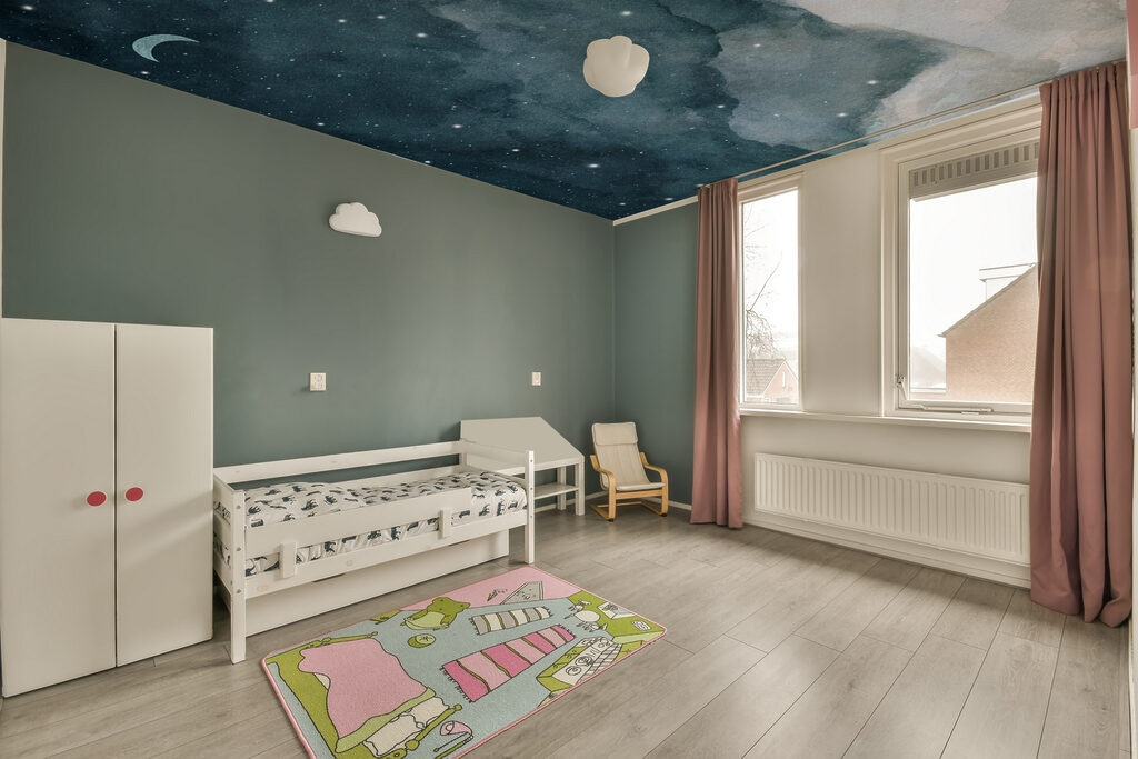 Luna sobre nubes — interior 3