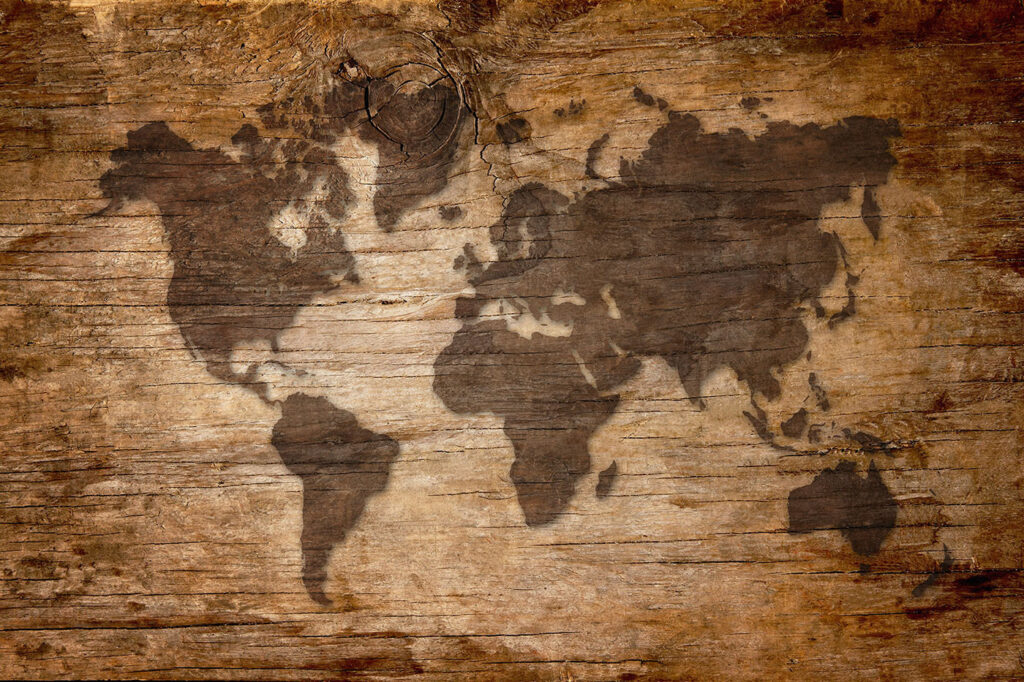 Mapa antiguo sobre tablas — diseño completo