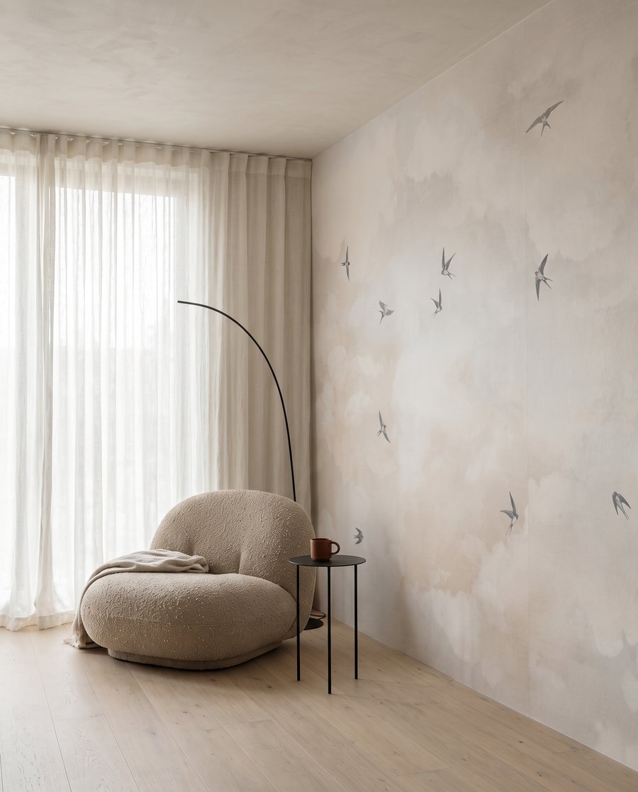 Aves entre nubes — interior 6