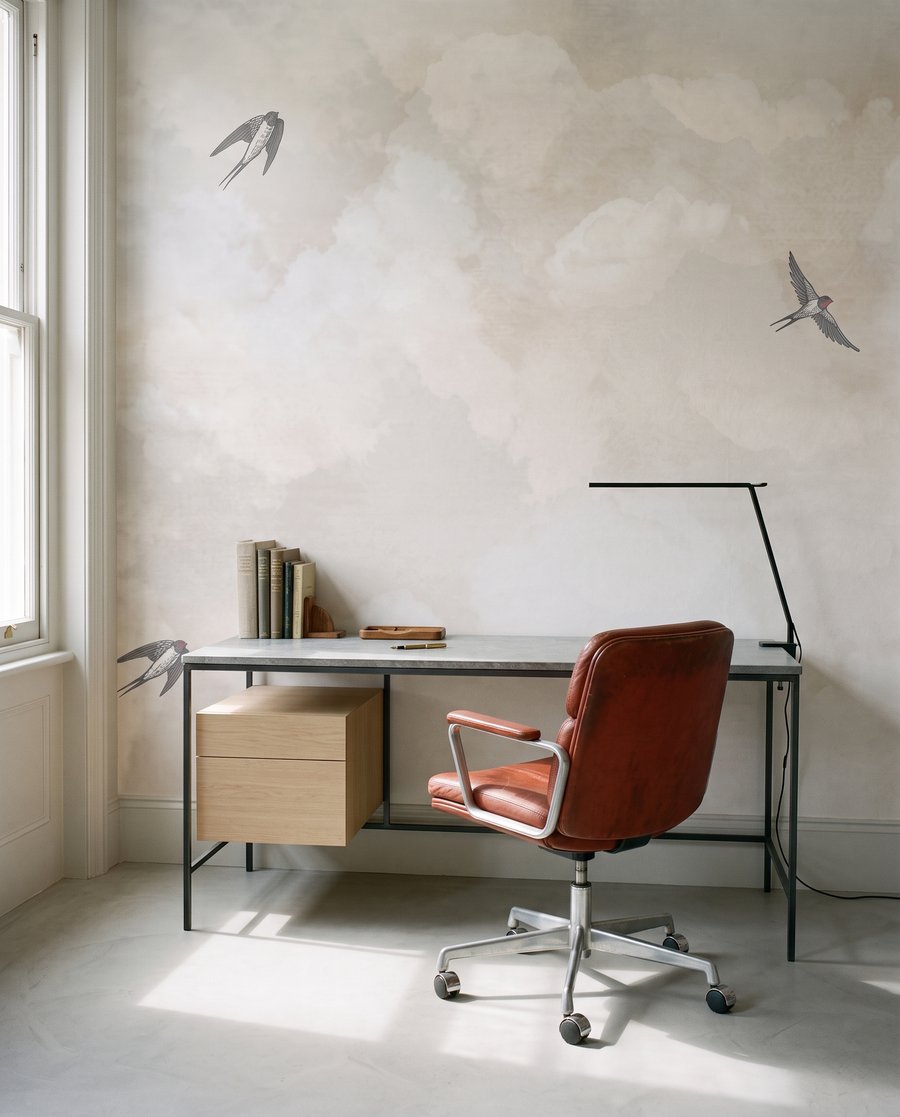 Aves entre nubes — interior 8