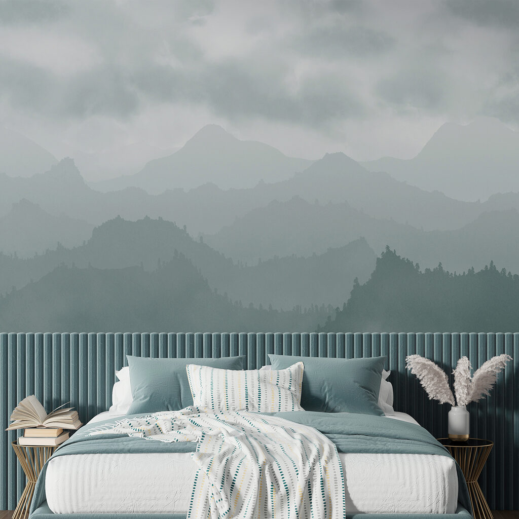 Montañas boscosas bajo nubes — interior 3