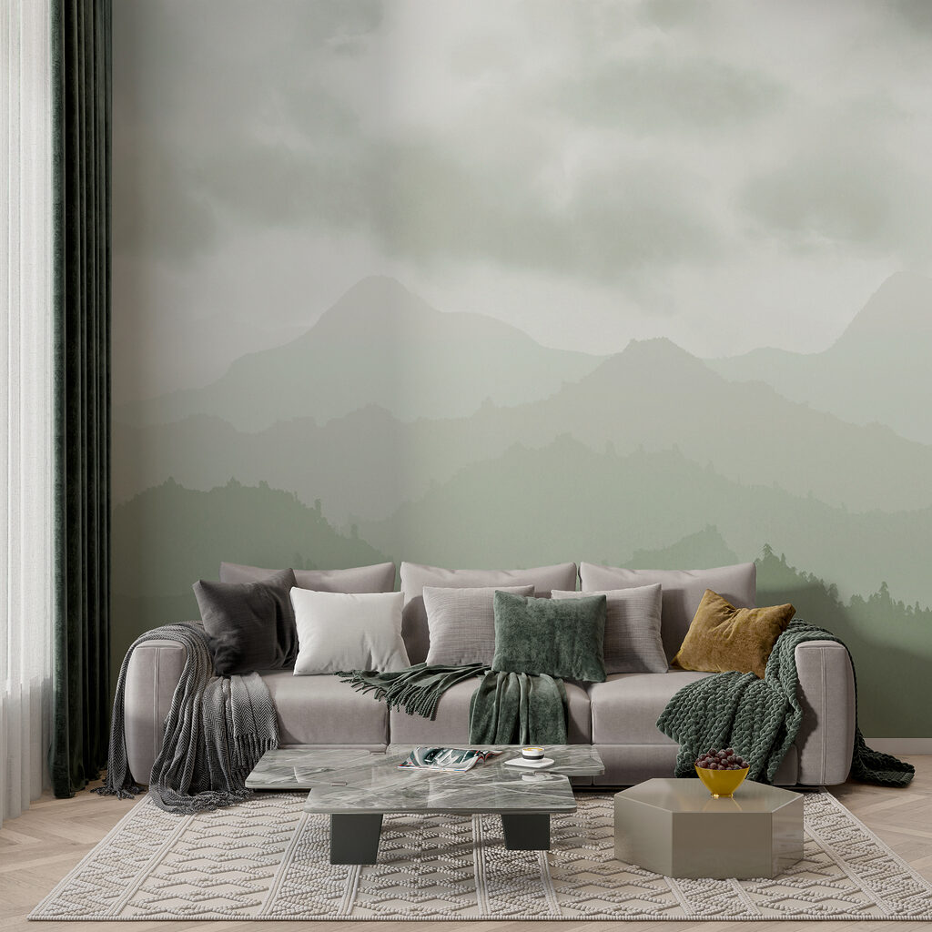 Montañas boscosas bajo nubes — interior 1