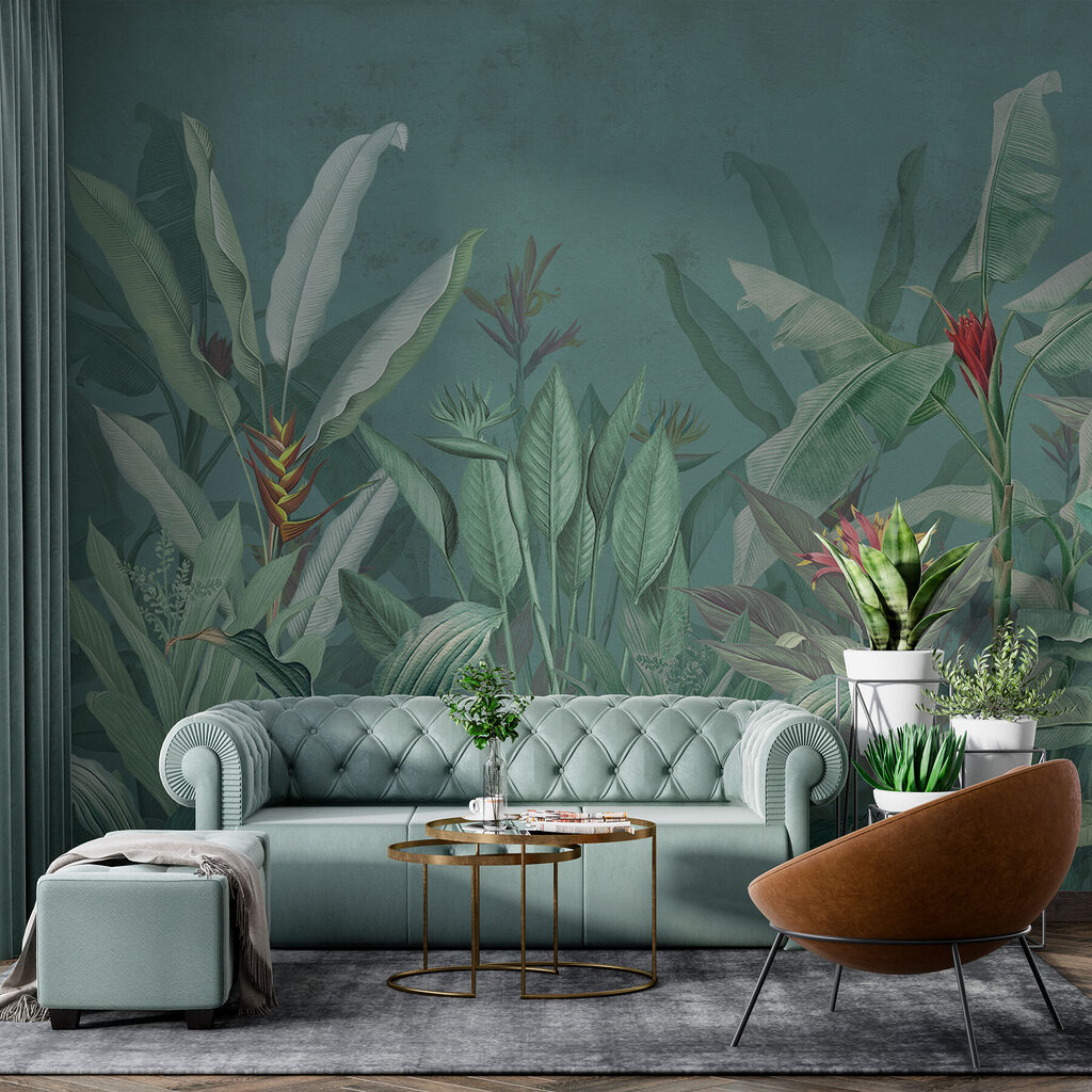 Hojas y flores tropicales en un interior