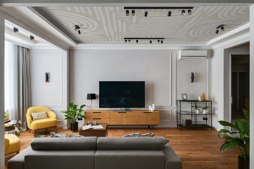 Líneas crema en curvas — interior 4