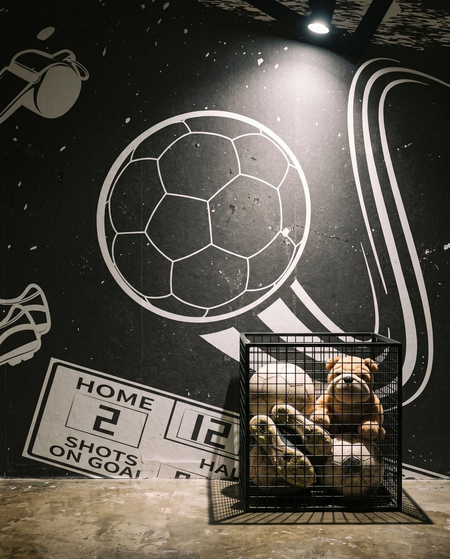 Escenas de fútbol — interior 9