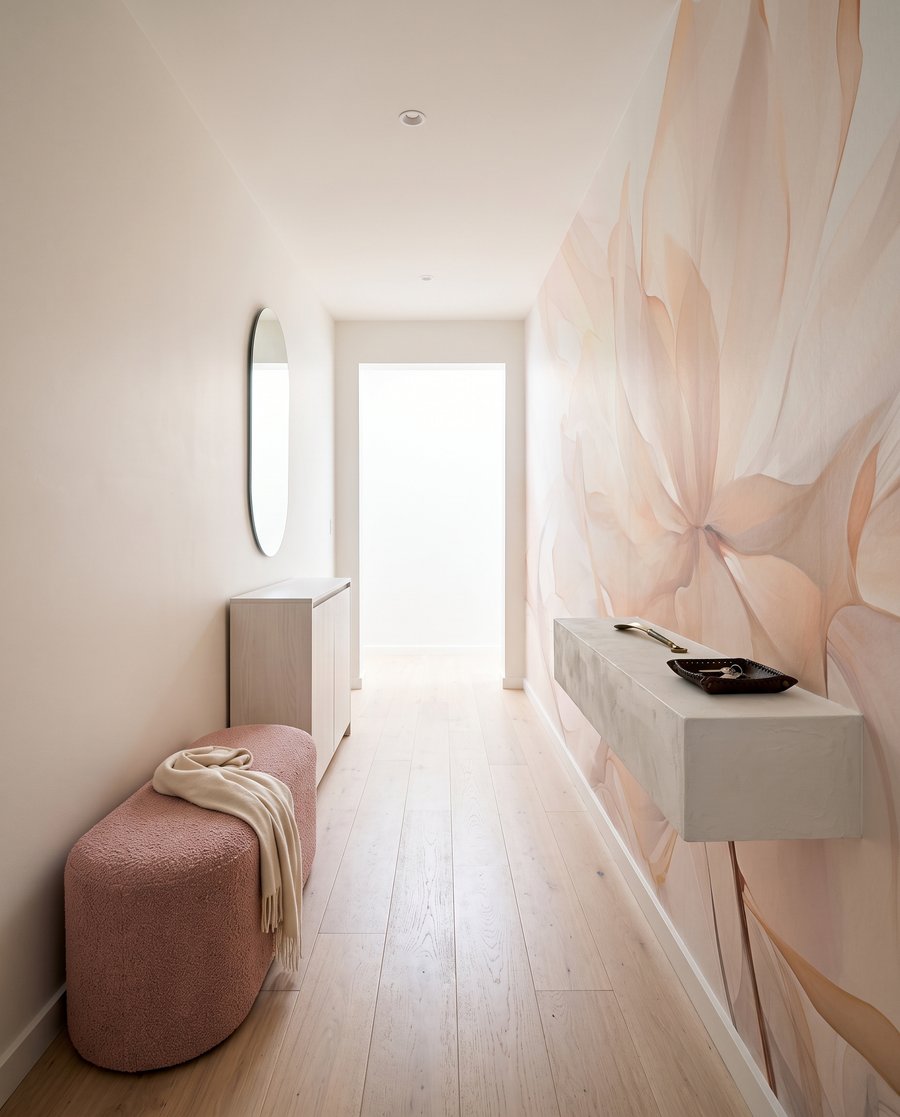 Flor crema translúcida — interior 6