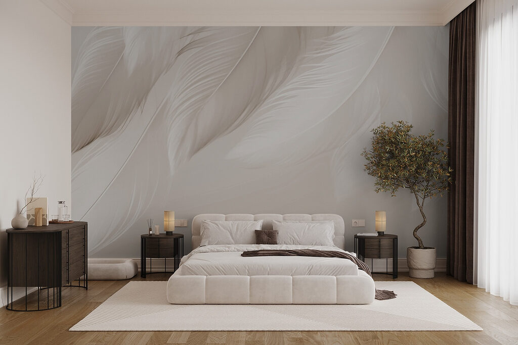 Plumas en suaves pliegues en un interior