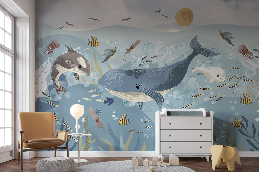 Ballena entre pequeños peces — interior 3